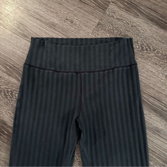 Aerie Large Ribbed Flare Pants - Picture 4 of 6